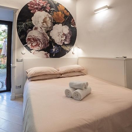 Rione Monti Studio Apt With Private Garden Рим Экстерьер фото