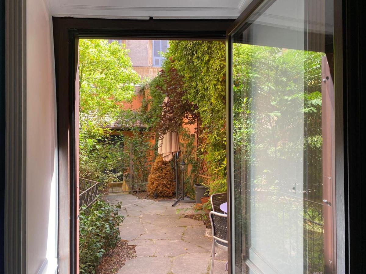 Rione Monti Studio Apt With Private Garden Рим Экстерьер фото